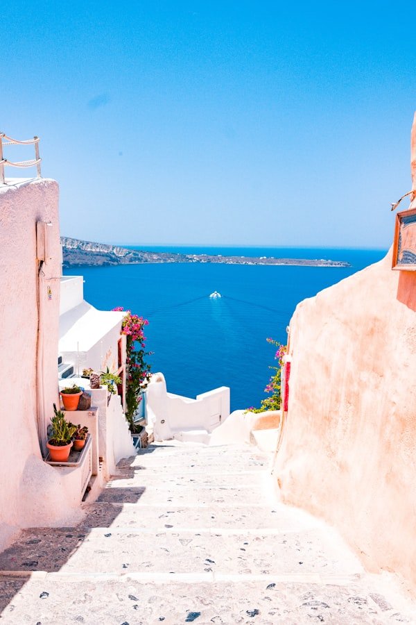 Santorini Dome